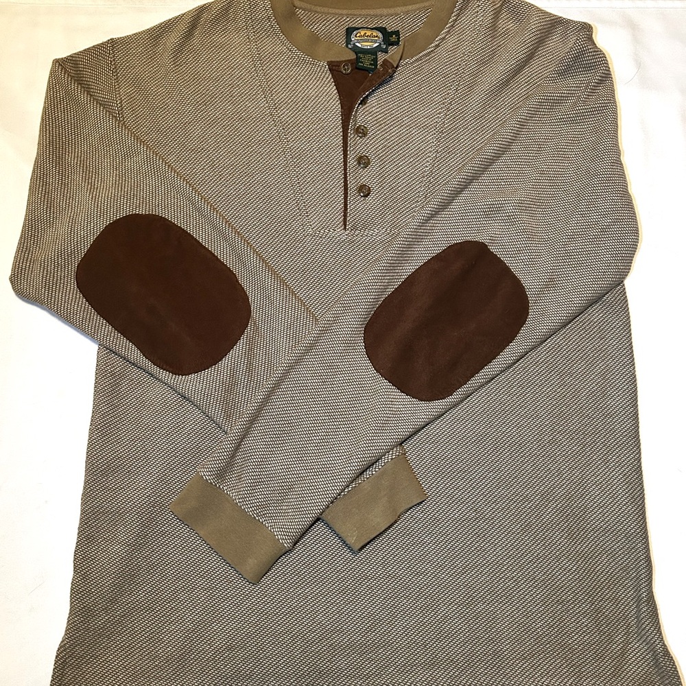 Vintage Cabelas Men’s Elbow patched sweater Vintage Cabelas pullover sweater